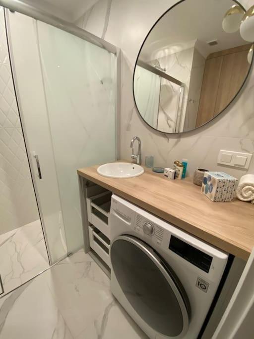 Appartement Apartament Przy Opera Nova à Bydgoszcz Extérieur photo